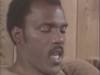 Me ngjyrë ayes dhe fm bradley - zezakët tjetër derë 1988: xxx kapëse f1