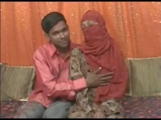 Real Indian Couple Roshni and Salman, sex video a5