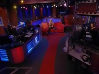 Megyn kelly fox news chats her sikiş video life with howard.