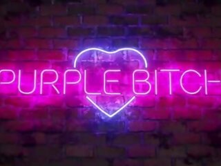 Cosplay jeune femelle a première sexe film avec une ventilateur par violet prostituée