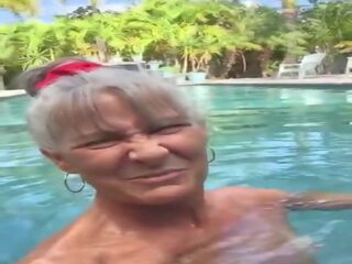 Pervert nenek leilani dalam yang kolam, percuma x rated filem 69 | xhamster