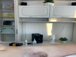 Waxing a Man with a Huge putz I just Wanted to Suck it | xHamster