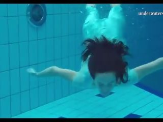Exceptional Teen Unterwasser Swims and Strips, HD xxx film 97