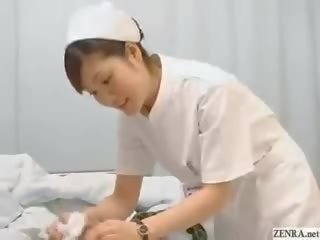 Japanisch krankenschwester gibt caring handjob bis glücklich geduldig