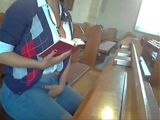 Vídeo pornograpiya en una iglesia