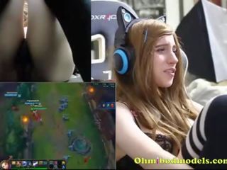 Gamergirl vaidina league apie legendos